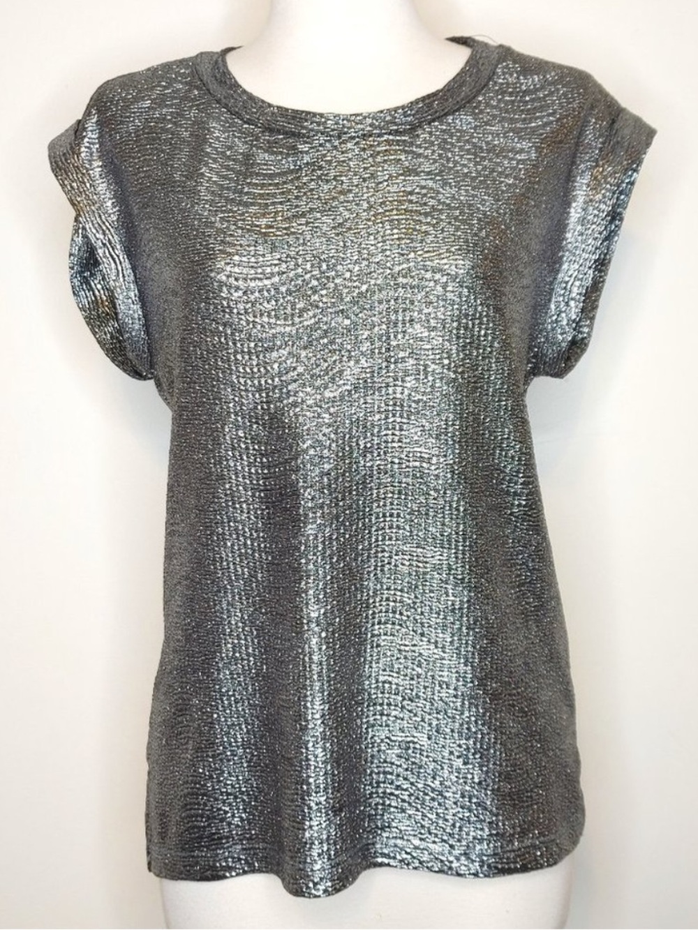 Lily White | Metallic Silver Short Sleeve Crewneck Top